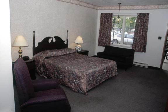 ווינדזור Ivy Rose Motor Inn מראה חיצוני תמונה